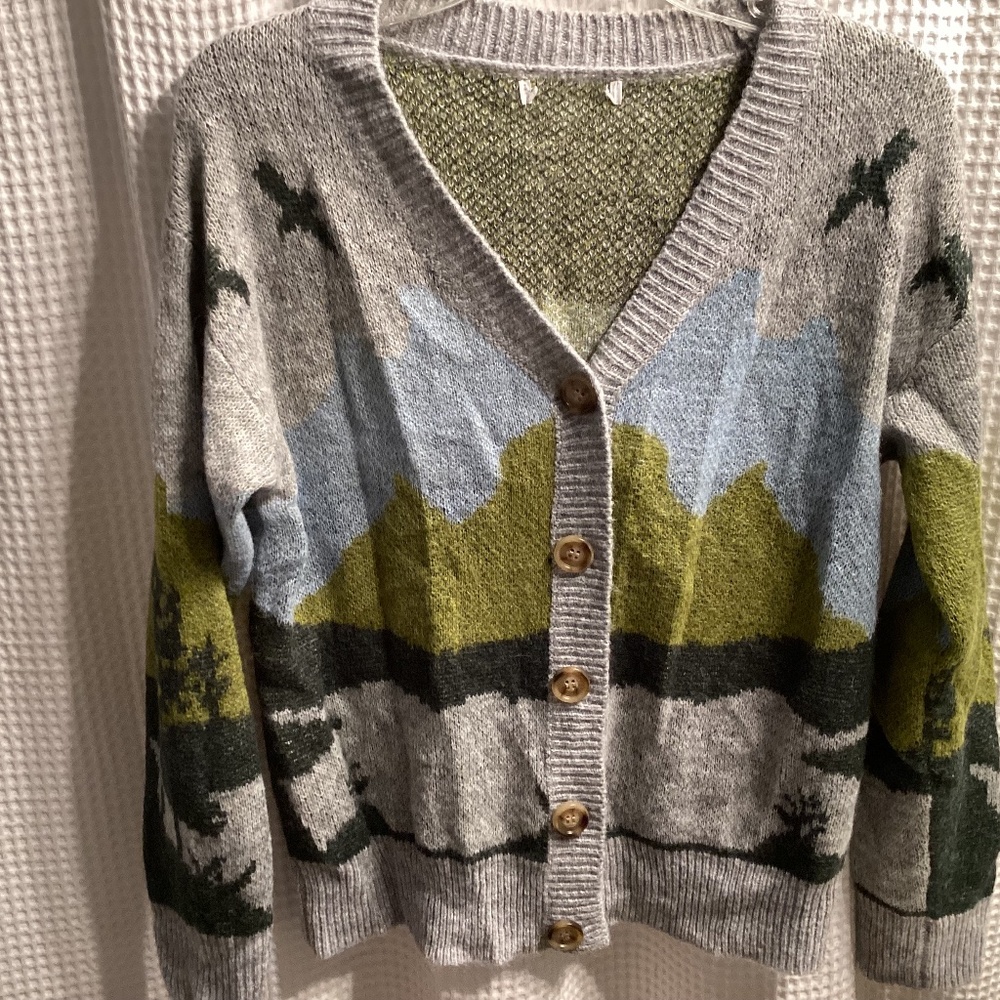 Woven heart mountain and bird cardigan